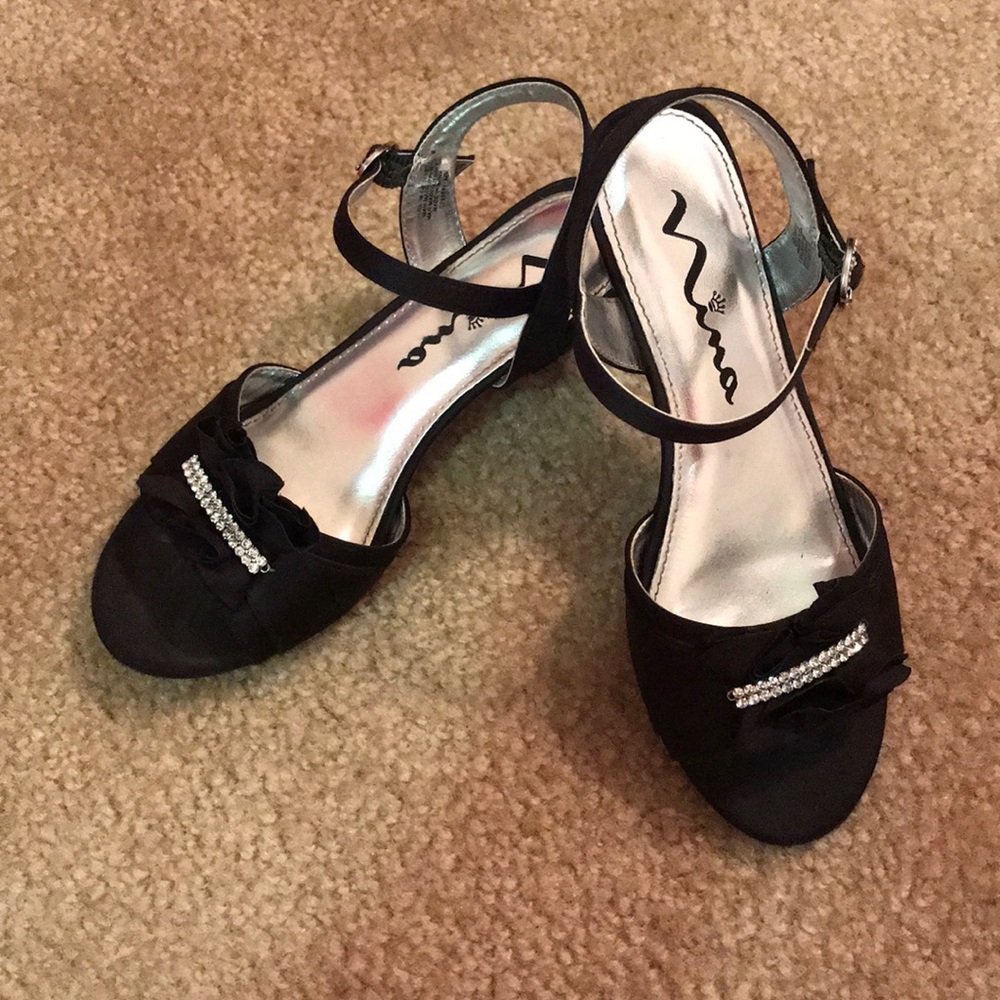 SALE Heels for girls!