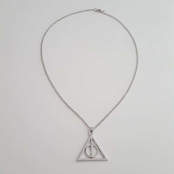 Rotating Harry Potter Deathly Hallows - Picture 2 of 6