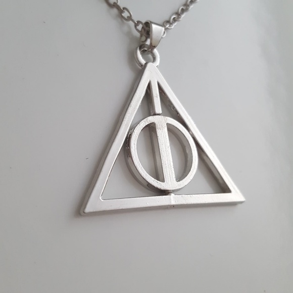 Rotating Harry Potter Deathly Hallows - Picture 3 of 6