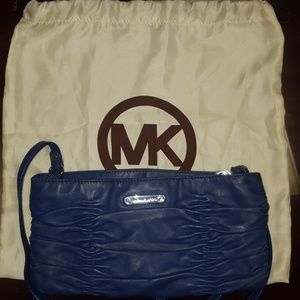 Michael Kors crossbody/clutch