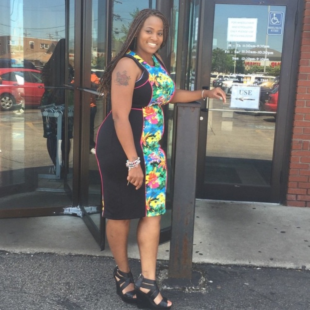 🌸🌺 👗 Black & floral print dress 👗 🌺 🌸