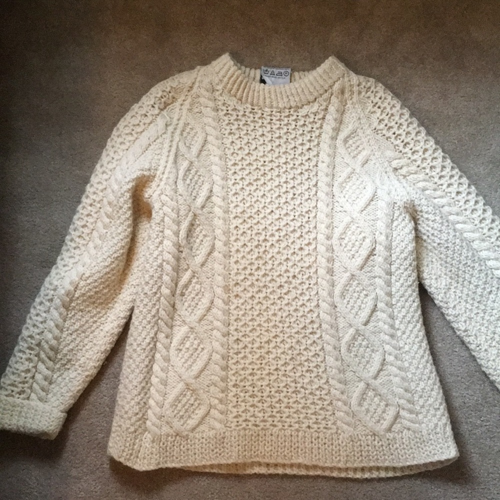 Sheila pure new wool hand knitted sweater