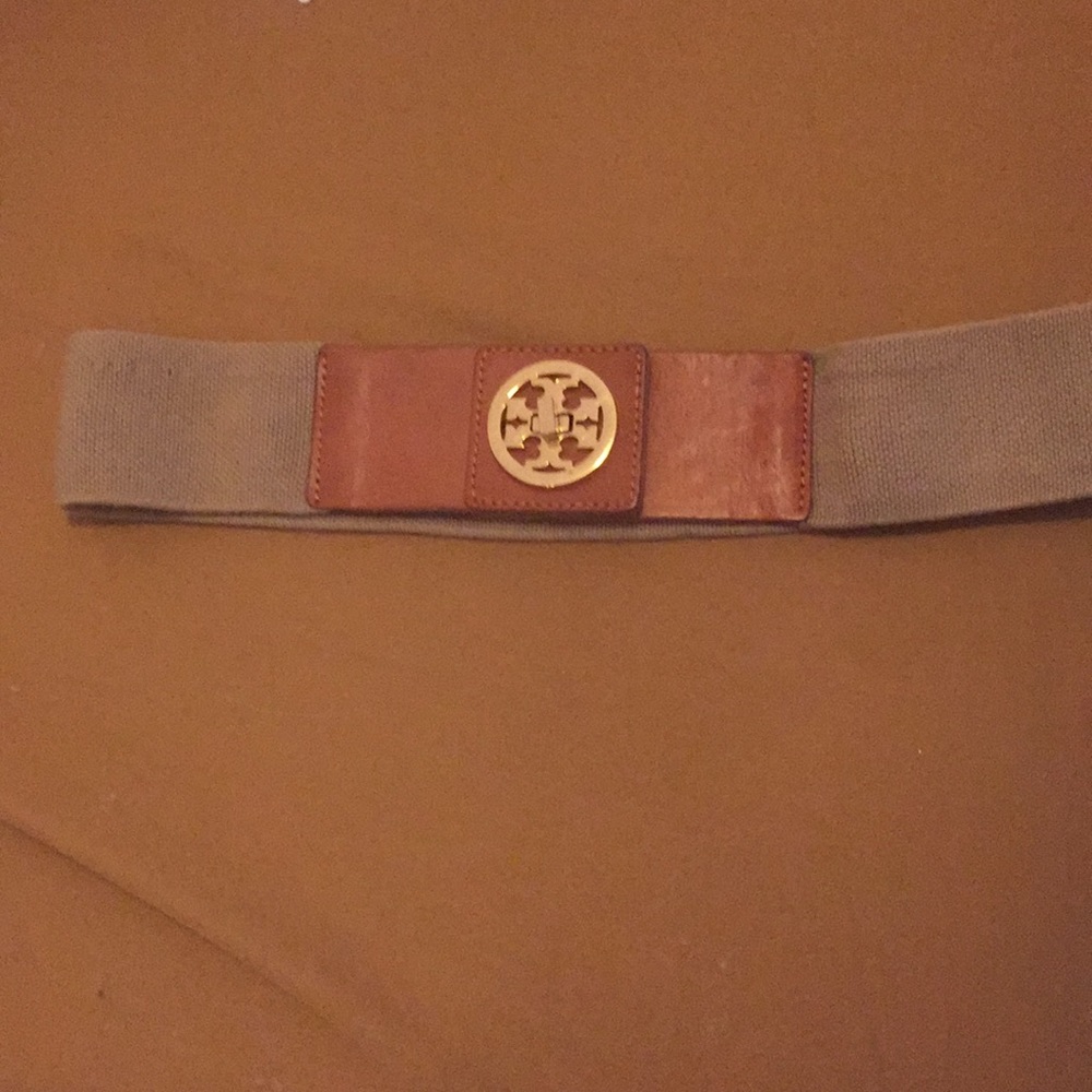 Tory Burch logo belt