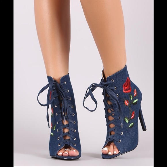 Women’s denim booties - Picture 2 of 2