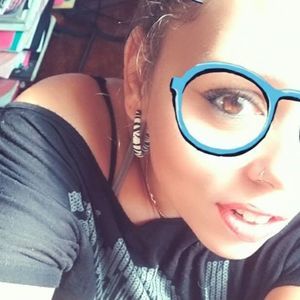 Meet your Posher, Valerie