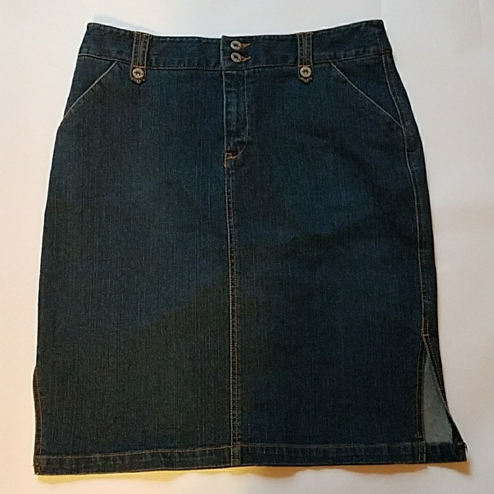 Misses Sonoma denim jean skirt 8 like new