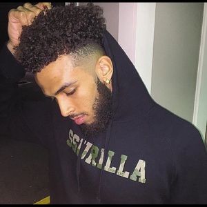 Meet your Posher, Gabe