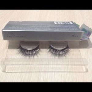 PUR Pro 3D Eyelashes "DIVA"