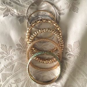 ⭐️ (3 for $18) ⭐️ Bangle set (7 pc.)