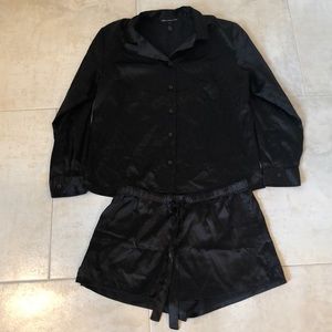 🌙Victoria’s Secret Satin Pajama Short Set🌙