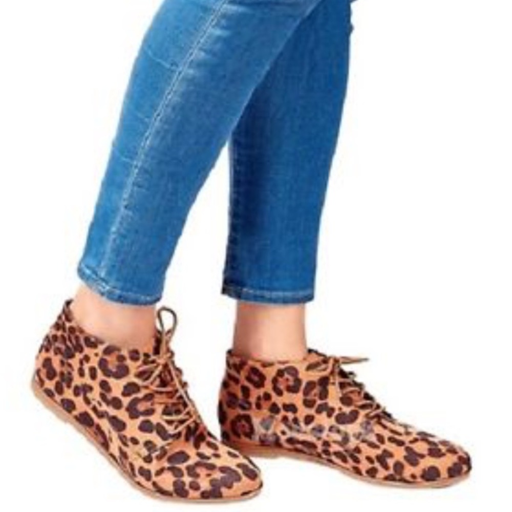 NWOT DV Leopard Cheetah Print Faux Suede Booties