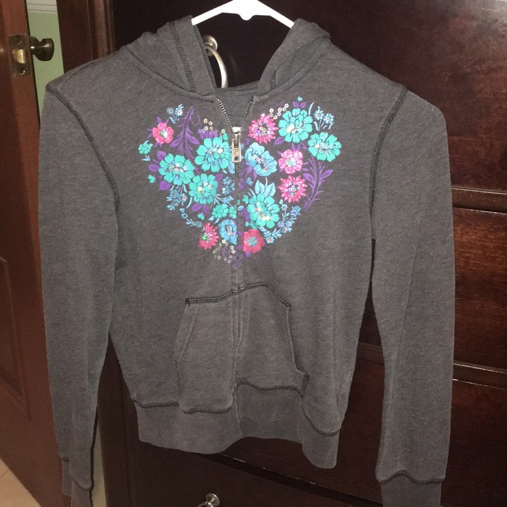 GRAY FLORAL SWEATER
