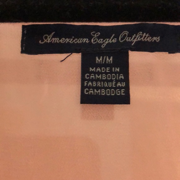 American Eagle Top - 3/4 sleeve length - Picture 2 of 3