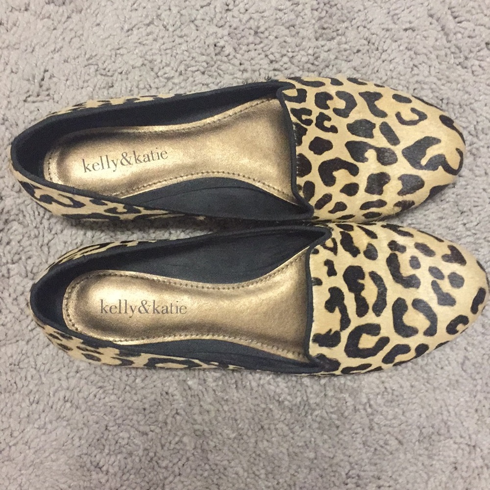 Leapord flats