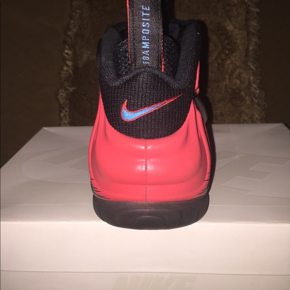 Air Foamposite Pro "Spider-man" - Picture 4 of 7