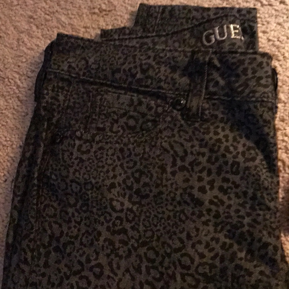 Guess gray/black skinny jeans