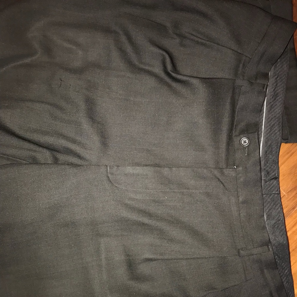 Very nice black Perry Ellis portfolio pants