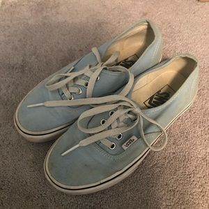 Vans Low Top Sneakers