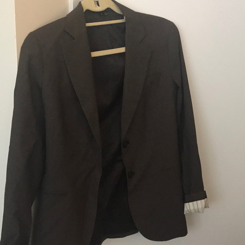 Brown theory blazer size 6