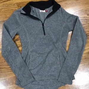 Athletic pullover