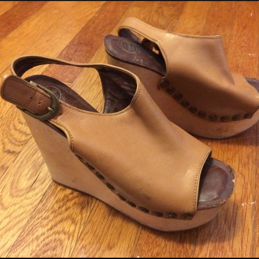 Jeffrey camel sling back mules Size 7
