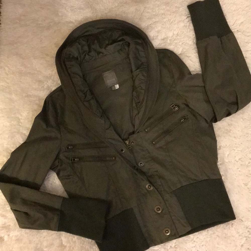 Cropped jacket