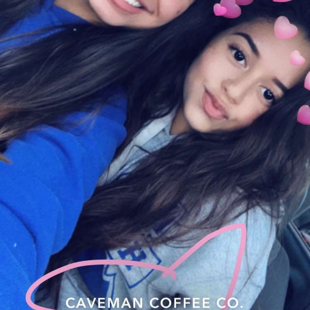 Meet your Posher, Simone