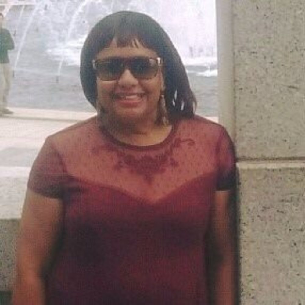 Meet your Posher, Sharon