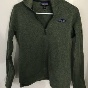 Patagonia sweater olive green size small