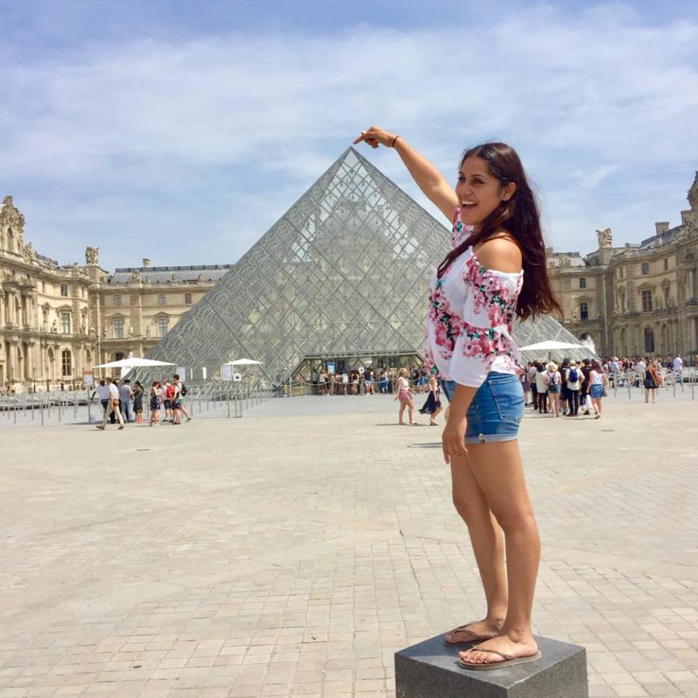 Meet your Posher, Naomi