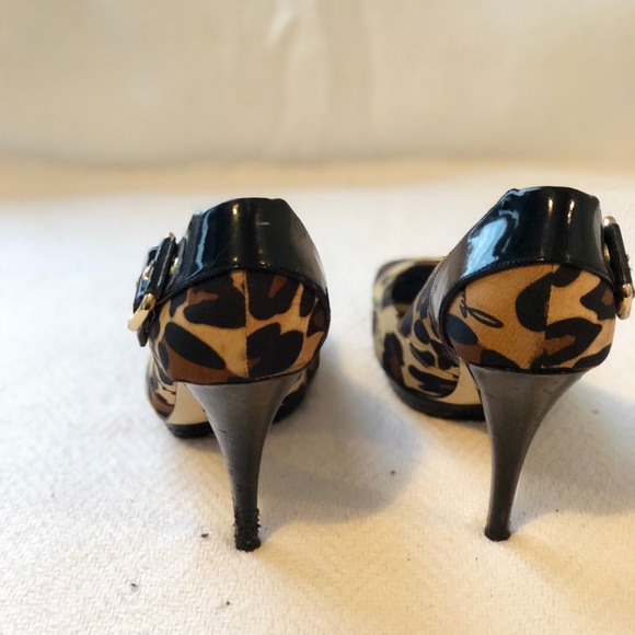 guess leopard shoes