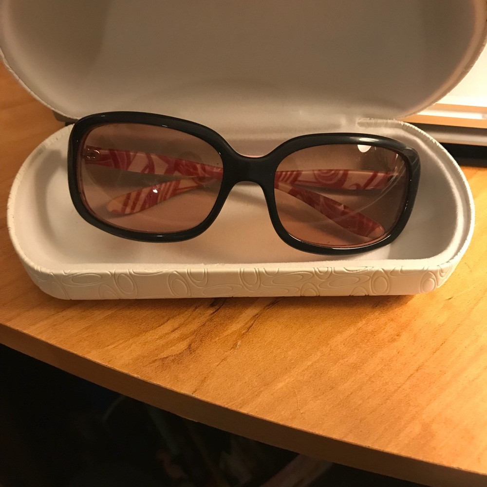 Oakley Sunglasses 🕶