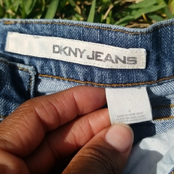 DKNY cropped jeans - Picture 3 of 10