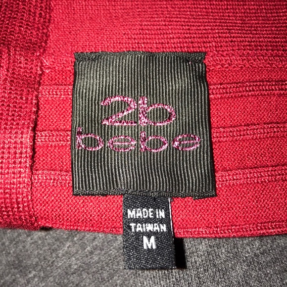 Red skirt, perfect for the holidays! - Picture 3 of 4