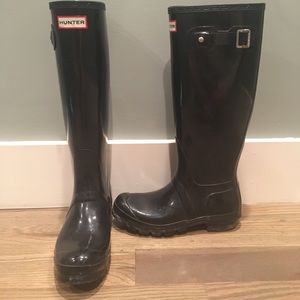 Hunter boots - tall gloss boots