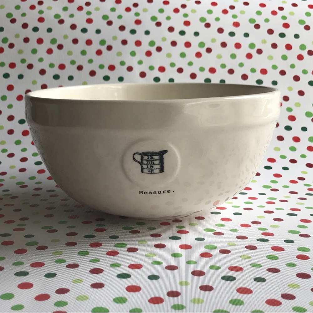 ❌SOLD ❌Rae Dunn By Magenta Icon Mixing Measure