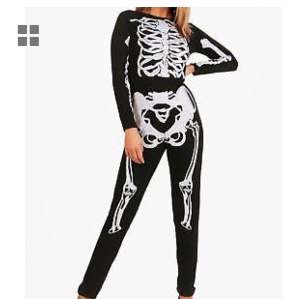 👻 🎃 Halloween skeleton jumpsuit 🎃  👻