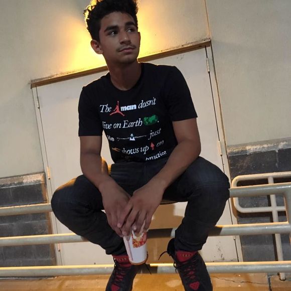 Meet your Posher, Aaron - Picture 1 of 1