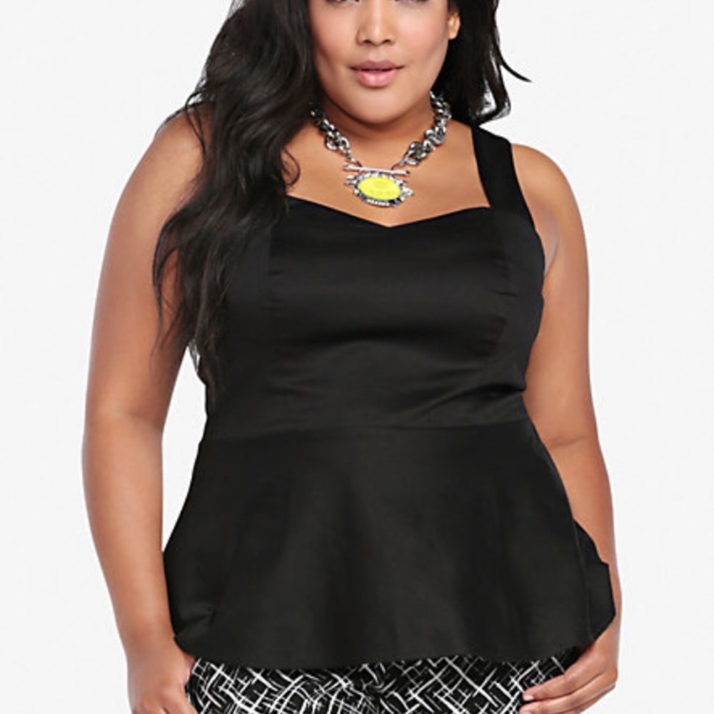 Torrid sateen polka dot peplum top NWT SZ 5