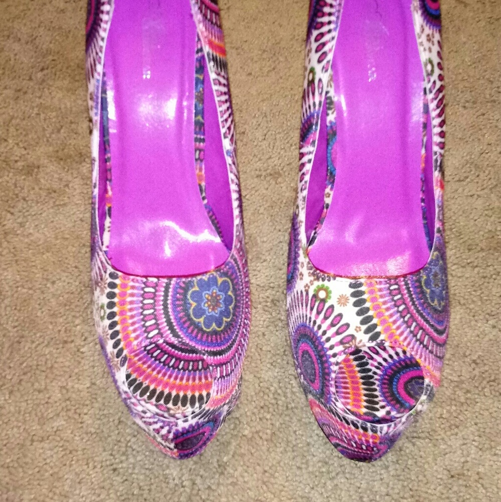 6in Aztec design