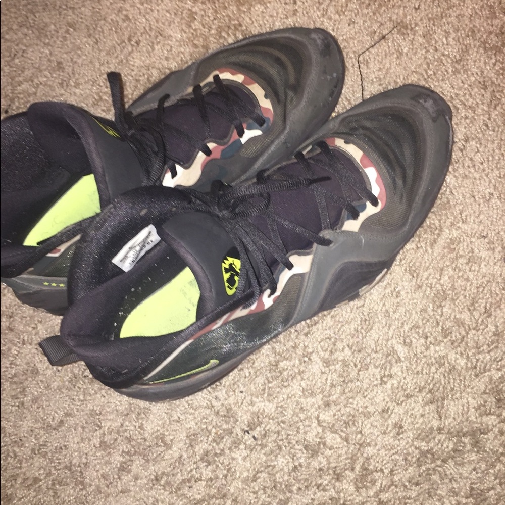 Nike Camo penny v