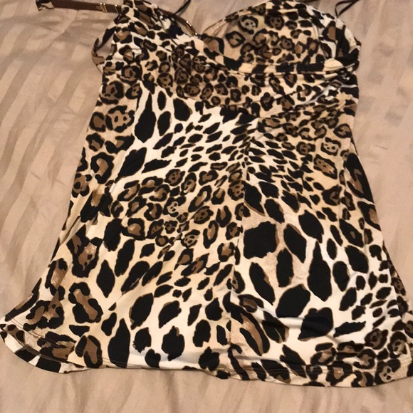 Cache and like new - wore once! - Picture 2 of 4