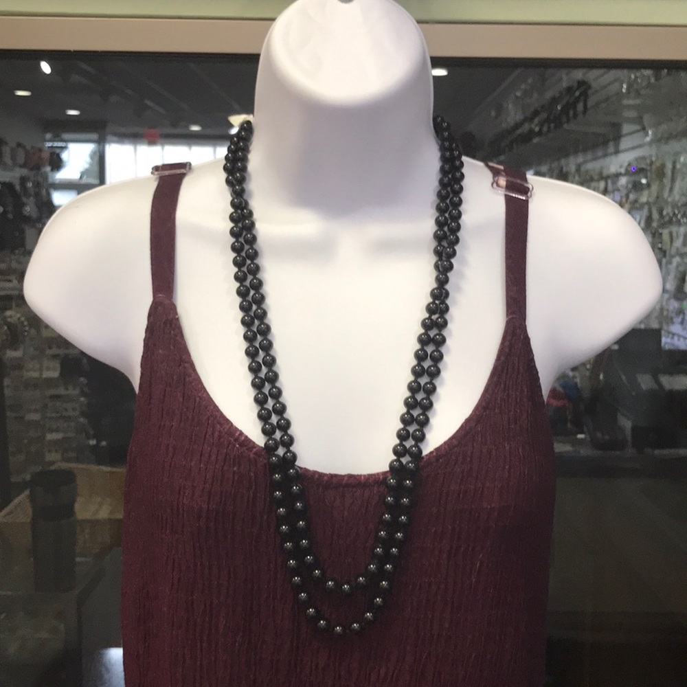 Pearl beats necklace