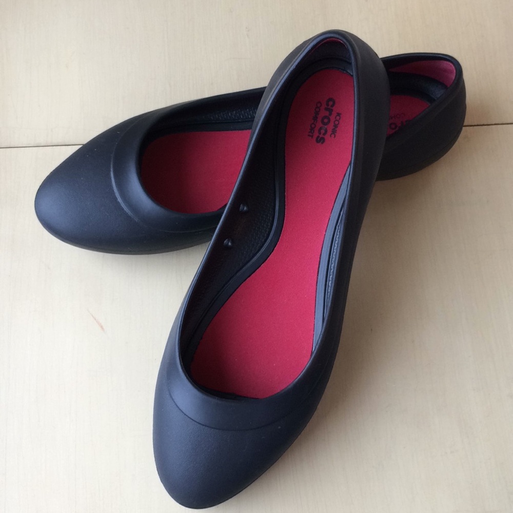 Women’s Crocs Lina Flat