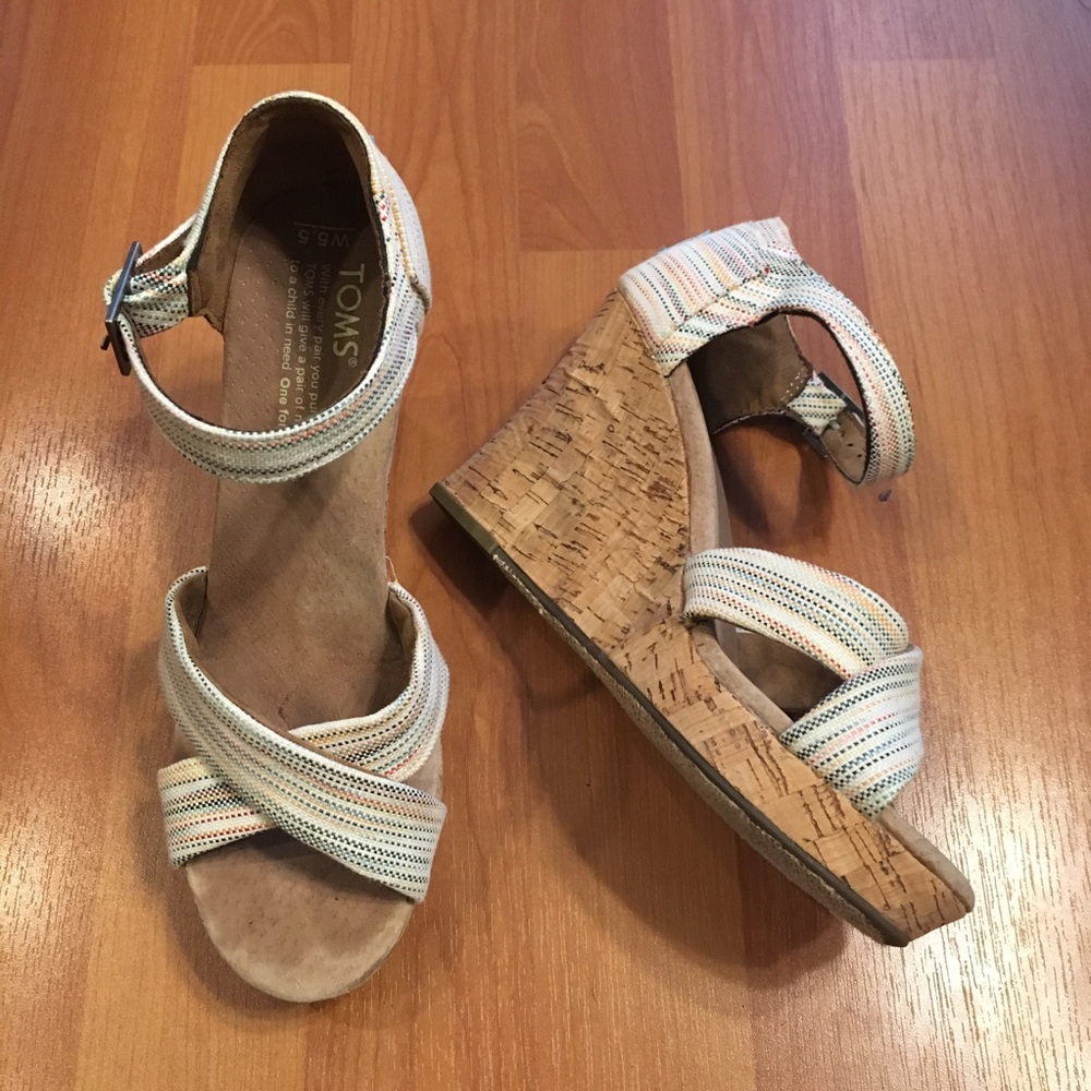 Toms Wedge