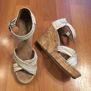 Toms Wedge