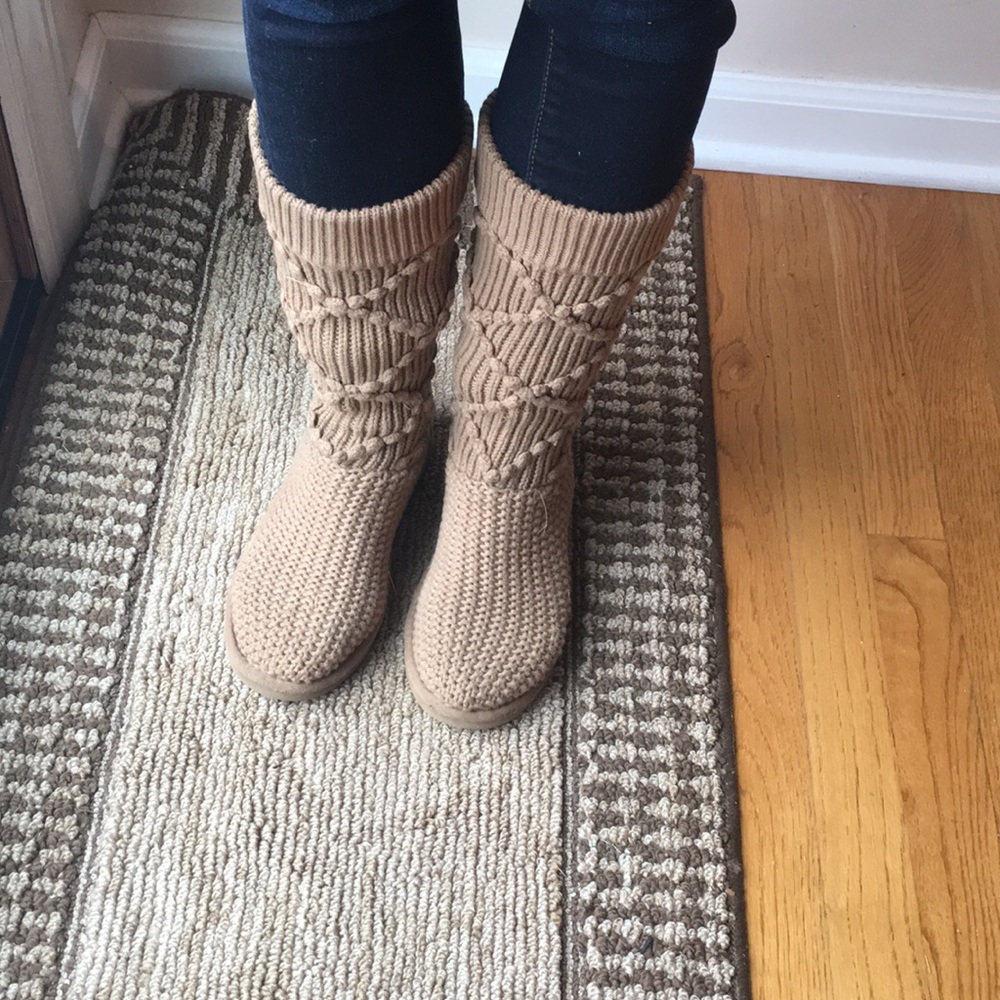 Cable Knit Uggs
