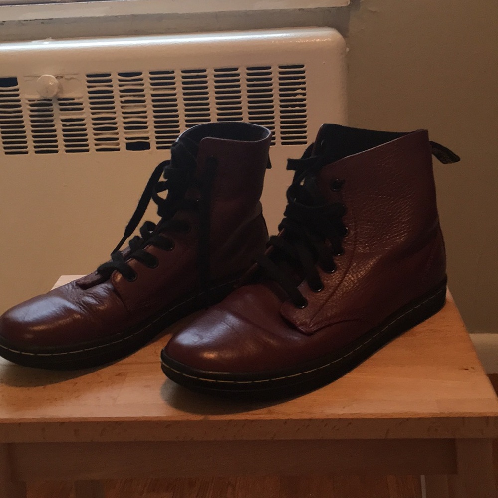 Dr Marten Leyton boots