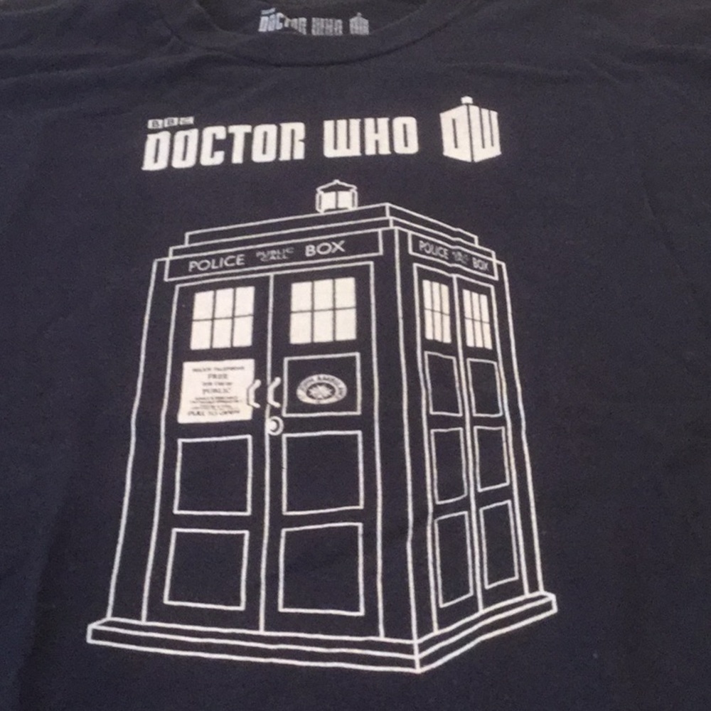 Dr. Who "Police Call Box" navy t shirt