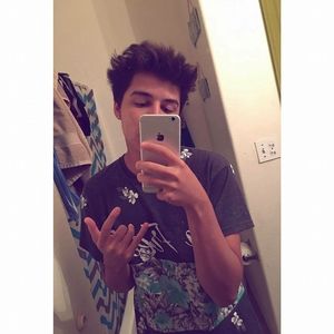 Meet your Posher, Dylan